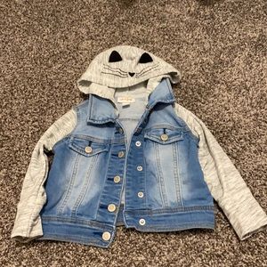 Cat & Jack 2T girls denim button down jacket.